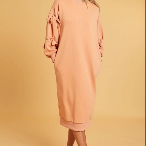 Chic Peach Bow Sleeve Dress - Picture 5 of 7